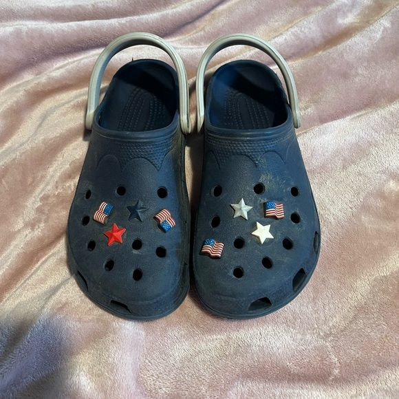 Navy crocs, cubs, with decorative stars, flags - Picture 1 of 5